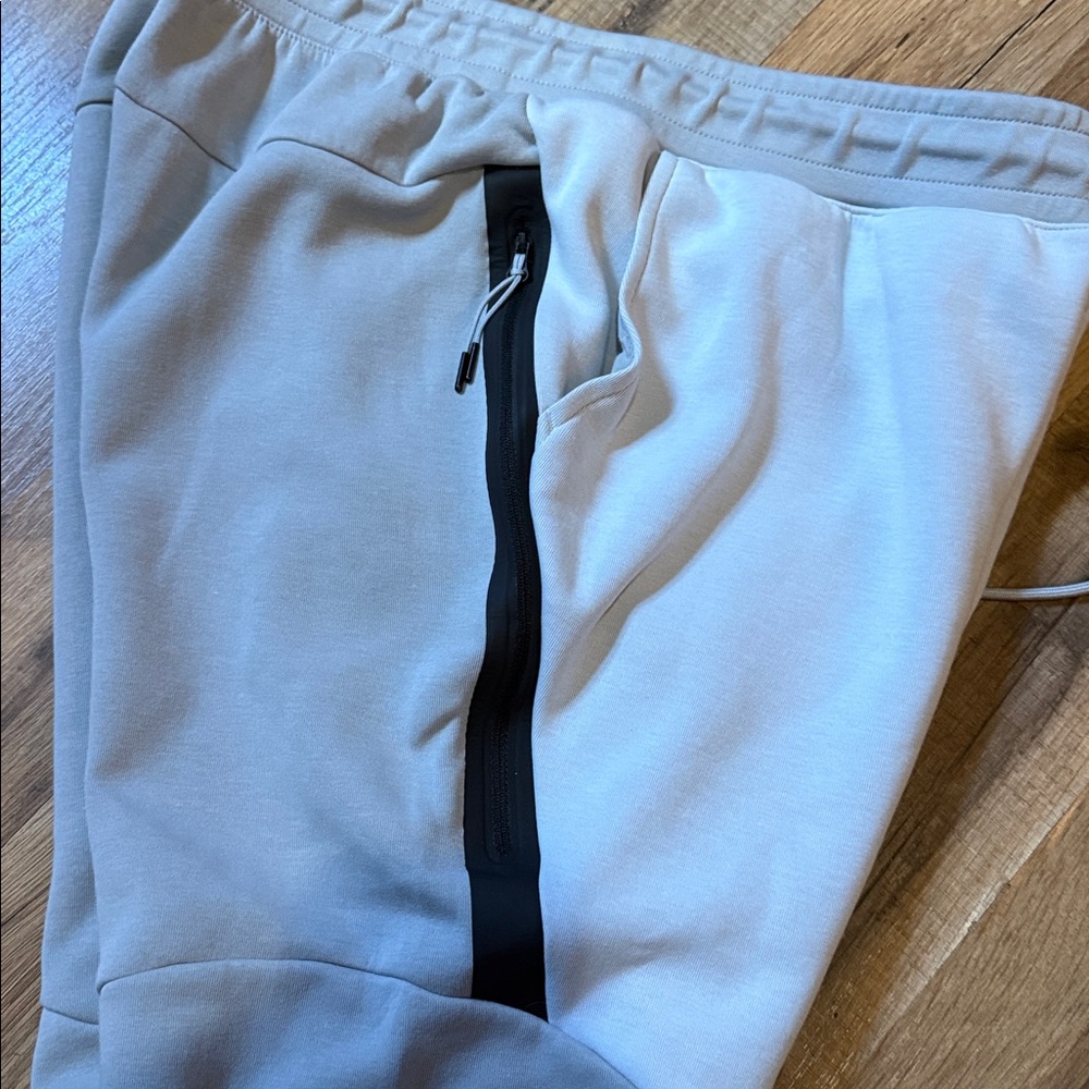Nike Tech Fleece Two Tone Zip Up Hoodie Sweatshirt Joggers Matching Set - Picture 8 of 8